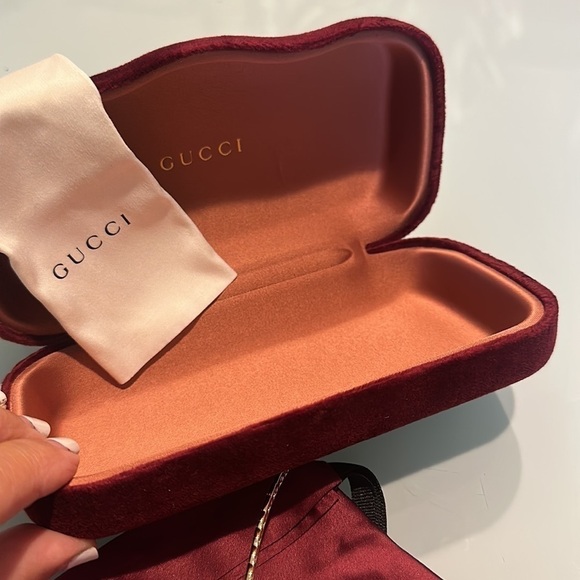 Gucci Charm Sunglasses - Picture 11 of 16